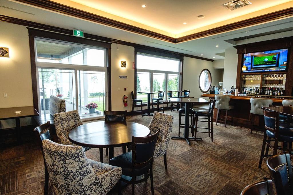 The Lakes At Ben Eoin Golf Club & Resort Sydney Forks 外观 照片